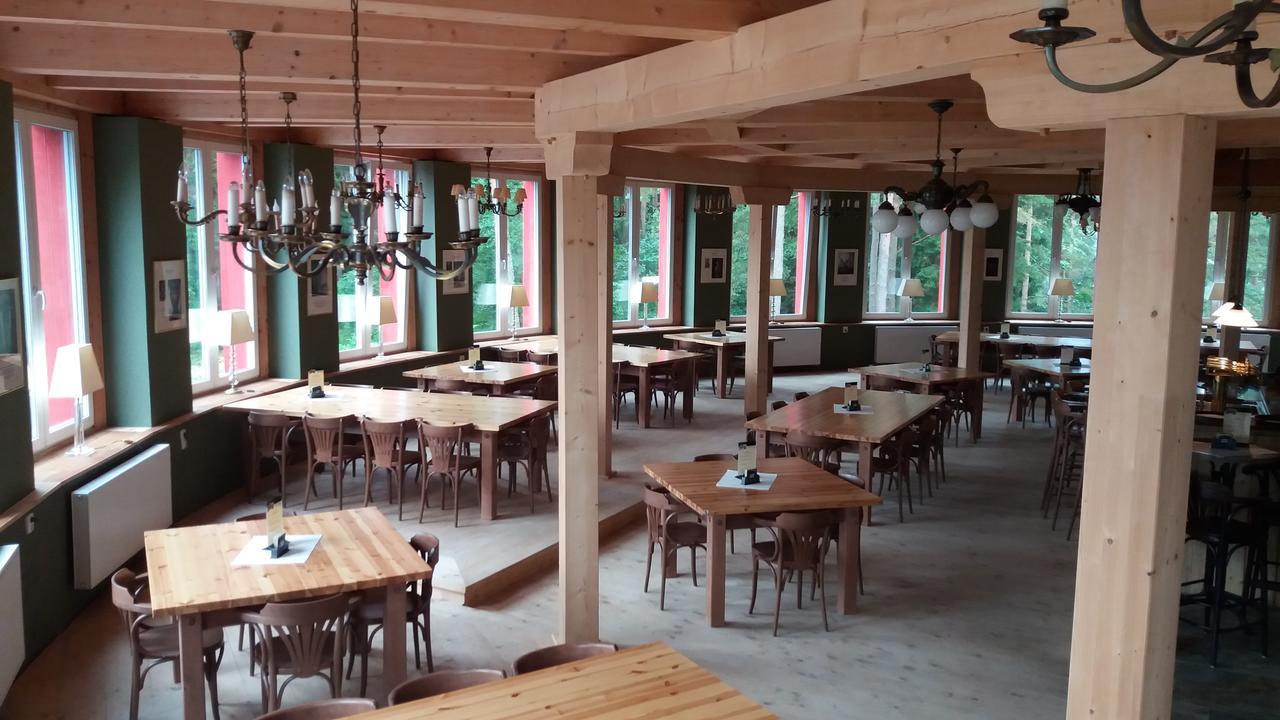 Hotel Bouczech Lipno nad Vltavou Exterior foto